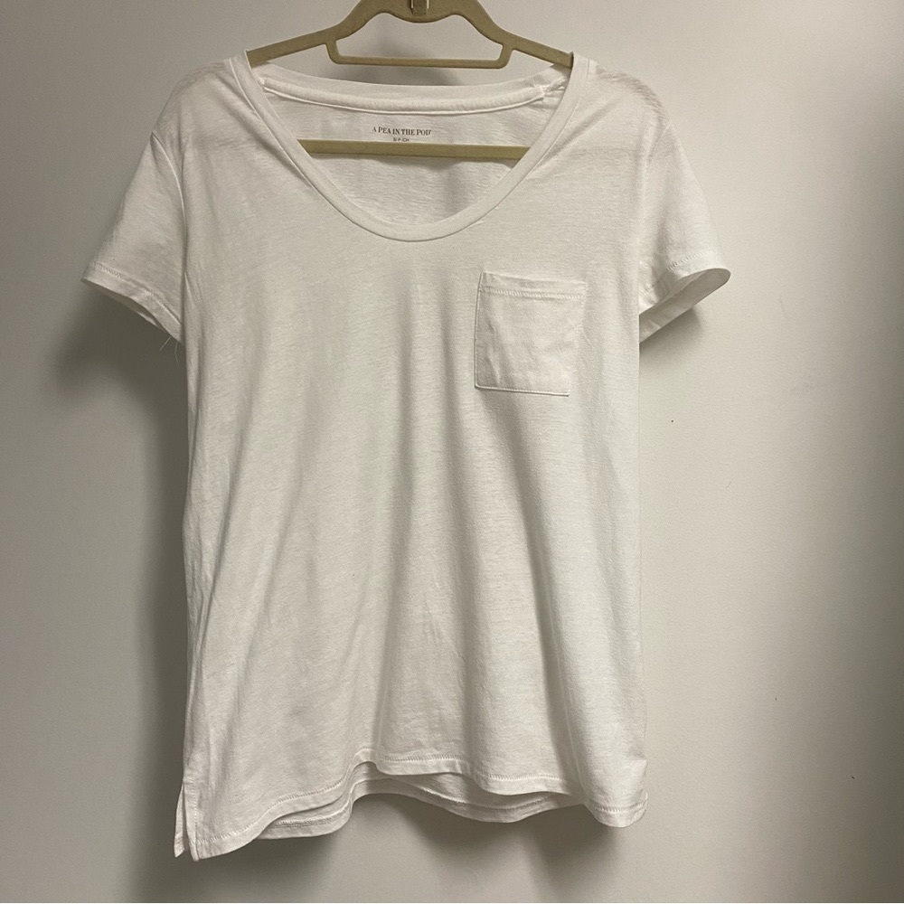 A Pea In The Pod Maternity Tee - Picture 2 of 10
